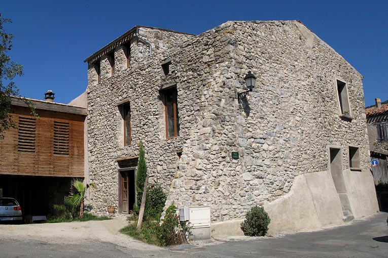 Rehabilitación de una casa rural en Francia