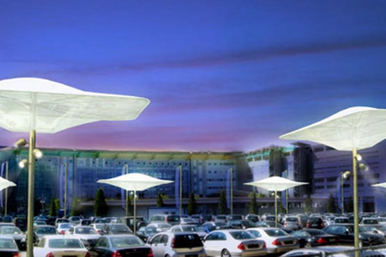 Espacio Exterior Mercedes-Benz